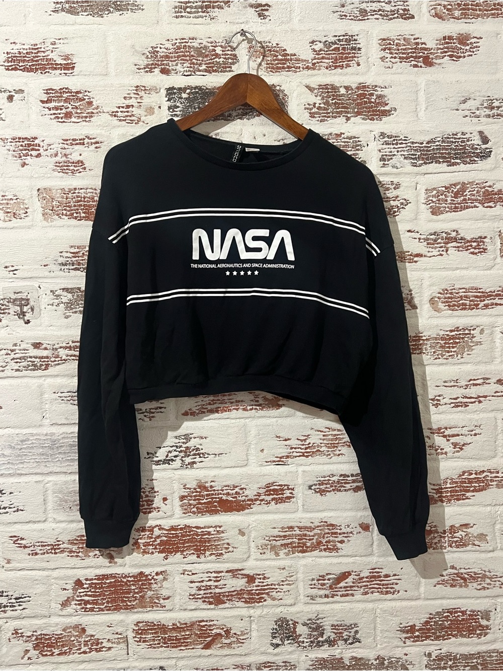 H&M Divided NASA Sweatshirt Cropped Streetwear Spacecore Retro Futurism Sz L - Picture 2 of 10